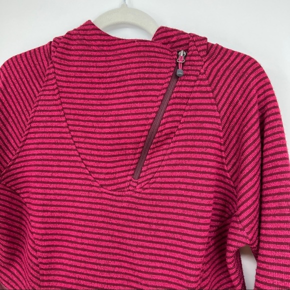 Avalanche Maroon Striped Long Sleeves Hooded Asymmetrical Zip Sweatshirt - Picture 2 of 10